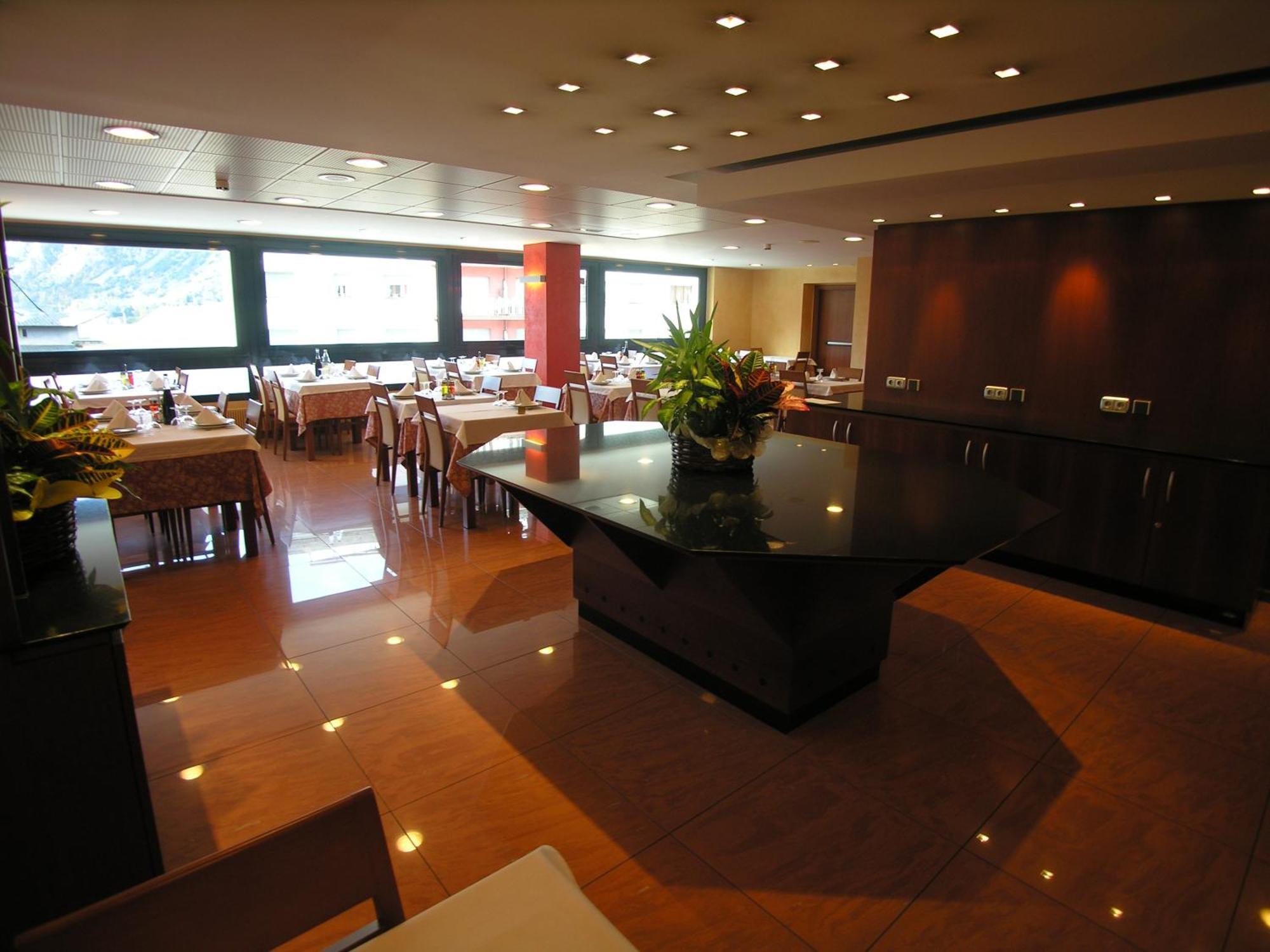 埃斯佩尔酒店 Les Escaldes 餐厅 照片